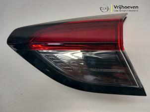 Gebruikte Achterklep reflector rechts Opel Corsa F (UB/UP) 1.2 12V 75 Prijs € 30,00 Margeregeling aangeboden door Autodemontage Vrijhoeven B.V.