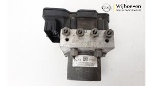 Gebruikte ABS Pomp Opel Astra K Sports Tourer 1.6 CDTI 136 16V Prijs € 151,25 Inclusief btw aangeboden door Autodemontage Vrijhoeven B.V.