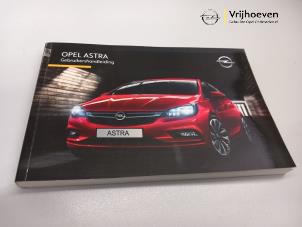Gebruikte Instructie Boekje Opel Astra K Sports Tourer 1.0 Turbo 12V Prijs € 20,00 Margeregeling aangeboden door Autodemontage Vrijhoeven B.V.