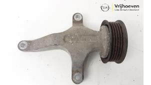 Gebruikte Omlooprol multieriem Opel Corsa E 1.0 SIDI Turbo 12V Prijs € 50,00 Margeregeling aangeboden door Autodemontage Vrijhoeven B.V.