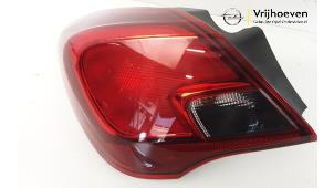 Gebruikte Achterlicht links Opel Corsa E 1.3 CDTi 16V ecoFLEX Prijs € 35,00 Margeregeling aangeboden door Autodemontage Vrijhoeven B.V.