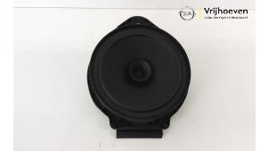 Gebruikte Speaker Opel Astra K 1.2 Turbo 12V Prijs € 20,00 Margeregeling aangeboden door Autodemontage Vrijhoeven B.V.