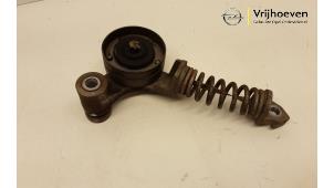 Gebruikte Spanner multiriem Opel Adam 1.2 Prijs € 20,00 Margeregeling aangeboden door Autodemontage Vrijhoeven B.V.