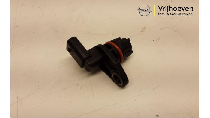 Gebruikte Sensor Nokkenas Opel Astra K Sports Tourer 1.2 Turbo 12V Prijs € 90,00 Margeregeling aangeboden door Autodemontage Vrijhoeven B.V.