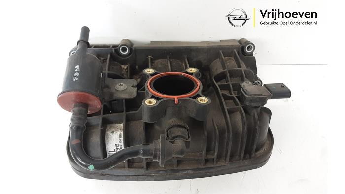 Gebruikte Spruitstuk Inlaat Opel Astra K 1.0 Turbo 12V Prijs € 50,00 Margeregeling aangeboden door Autodemontage Vrijhoeven B.V.