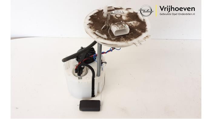Gebruikte Tank element Pomp Opel Astra K Sports Tourer 1.2 Turbo 12V Prijs € 50,00 Margeregeling aangeboden door Autodemontage Vrijhoeven B.V.