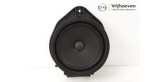 Gebruikte Speaker Opel Mokka/Mokka X 1.6 16V EcoFlex 4x2 Prijs € 20,00 Margeregeling aangeboden door Autodemontage Vrijhoeven B.V.