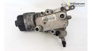 Gebruikte Oliefilterhuis Opel Combo 1.6 CDTI 16V Prijs € 75,00 Margeregeling aangeboden door Autodemontage Vrijhoeven B.V.