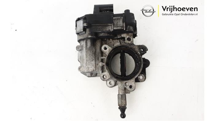 Gebruikte Gasklephuis Opel Combo 1.6 CDTI 16V Prijs € 50,00 Margeregeling aangeboden door Autodemontage Vrijhoeven B.V.