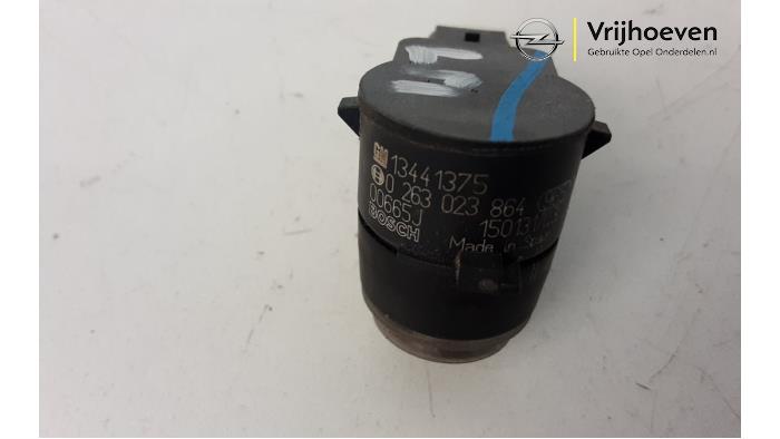 PDC Sensor van een Opel Cascada 1.6 Turbo 16V 2015