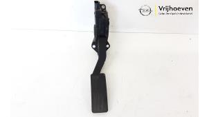 Gebruikte Gaspedaal Opel Agila (B) 1.2 16V Prijs € 20,00 Margeregeling aangeboden door Autodemontage Vrijhoeven B.V.