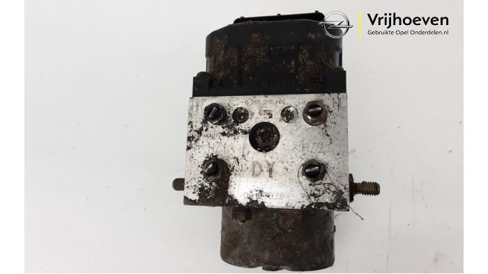 Gebruikte ABS Pomp Opel Omega B (25/26/27) 2.2 16V Prijs € 50,00 Margeregeling aangeboden door Autodemontage Vrijhoeven B.V.