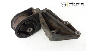 Gebruikte Motorsteun Opel Agila (B) 1.2 16V Prijs € 30,00 Margeregeling aangeboden door Autodemontage Vrijhoeven B.V.