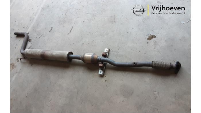 Gebruikte Uitlaat Middendemper Opel Meriva (B) 1.4 Turbo 16V Ecotec Prijs € 75,00 Margeregeling aangeboden door Autodemontage Vrijhoeven B.V.