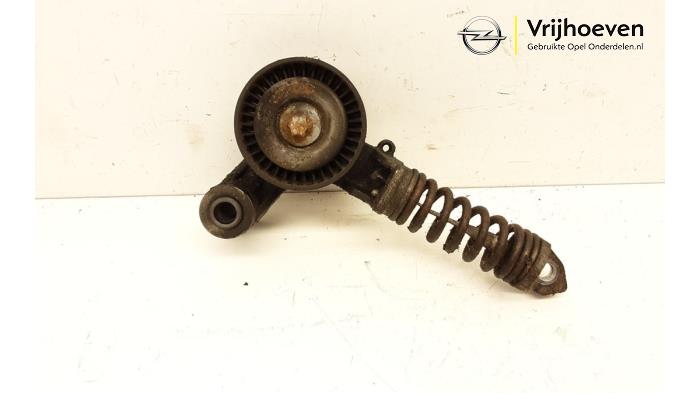 Gebruikte Spanner multiriem Opel Tigra Twin Top 1.4 16V Prijs € 20,00 Margeregeling aangeboden door Autodemontage Vrijhoeven B.V.