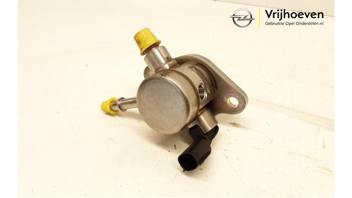 Brandstofpomp Mechanisch van een Opel Astra K 1.2 Turbo 12V 2021