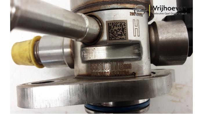 Brandstofpomp Mechanisch van een Opel Astra K 1.2 Turbo 12V 2021