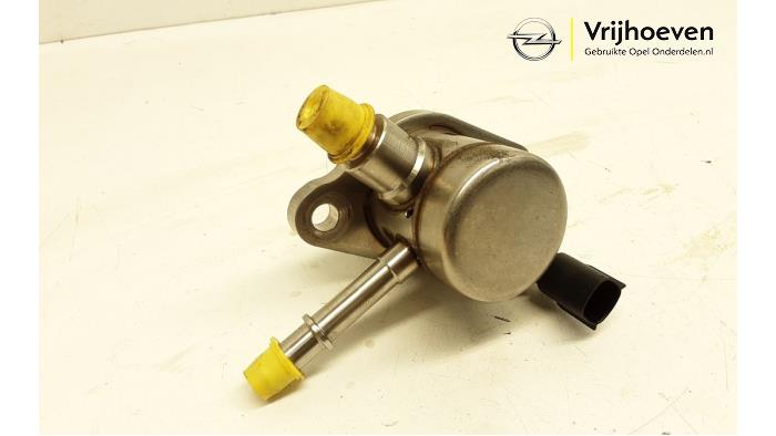 Brandstofpomp Mechanisch van een Opel Astra K 1.2 Turbo 12V 2021