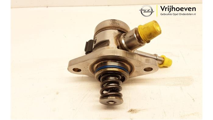 Brandstofpomp Mechanisch van een Opel Astra K 1.2 Turbo 12V 2021