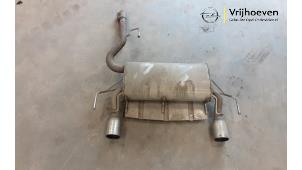 Gebruikte Uitlaat Einddemper Opel Corsa E 1.6 OPC Turbo 16V Prijs € 300,00 Margeregeling aangeboden door Autodemontage Vrijhoeven B.V.