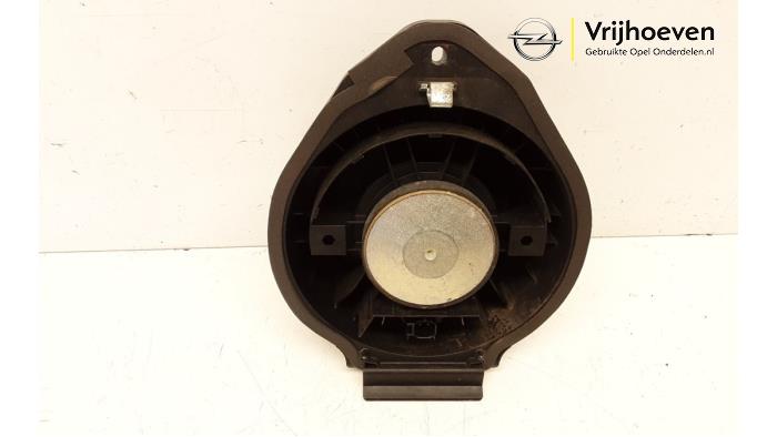Speaker van een Opel Astra K 1.0 SIDI Turbo 12V 2016
