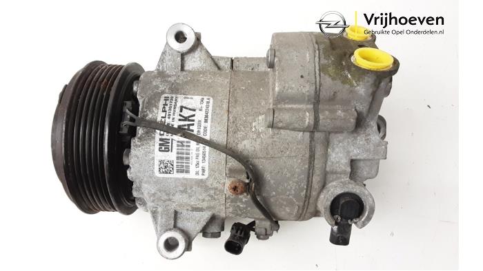 Gebruikte Aircopomp Opel Zafira Tourer (P12) 2.0 CDTI 16V 165 Ecotec Prijs € 125,00 Margeregeling aangeboden door Autodemontage Vrijhoeven B.V.