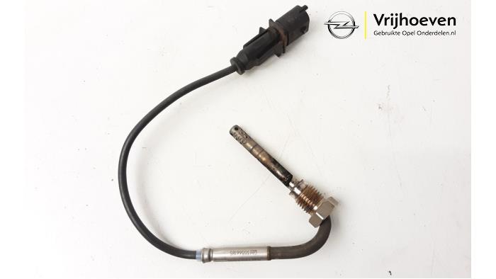 Gebruikte Uitlaat temperatuursensor Opel Zafira Tourer (P12) 2.0 CDTI 16V 130 Ecotec Prijs € 20,00 Margeregeling aangeboden door Autodemontage Vrijhoeven B.V.