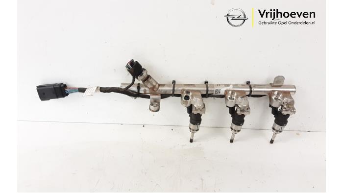 Gebruikte Verstuiver brug Opel Astra K Sports Tourer 1.2 Turbo 12V Prijs € 200,00 Margeregeling aangeboden door Autodemontage Vrijhoeven B.V.