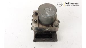 Gebruikte ABS Pomp Opel Corsa D 1.6i OPC 16V Turbo Prijs € 250,00 Margeregeling aangeboden door Autodemontage Vrijhoeven B.V.