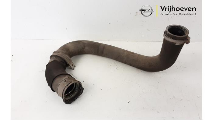Gebruikte Intercooler Slang Opel Corsa D 1.6i OPC 16V Turbo Prijs € 125,00 Margeregeling aangeboden door Autodemontage Vrijhoeven B.V.