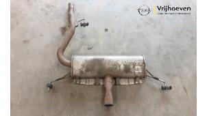Gebruikte Uitlaat Einddemper Opel Corsa D 1.6i OPC 16V Turbo Prijs € 60,00 Margeregeling aangeboden door Autodemontage Vrijhoeven B.V.