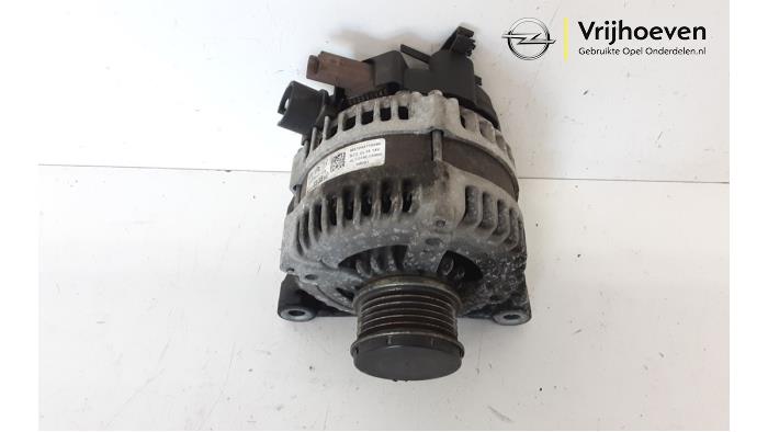 Gebruikte Dynamo Opel Crossland (X) 1.5 CDTI 100 Prijs € 75,00 Margeregeling aangeboden door Autodemontage Vrijhoeven B.V.