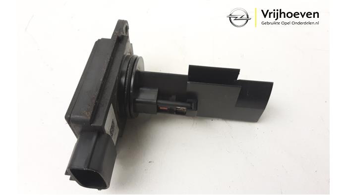Luchtmassameter van een Opel Agila (B) 1.2 16V 2008