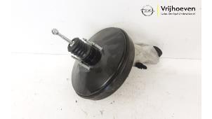 Gebruikte Rembol Opel Corsa E 1.3 CDTi 16V ecoFLEX Prijs € 150,00 Margeregeling aangeboden door Autodemontage Vrijhoeven B.V.