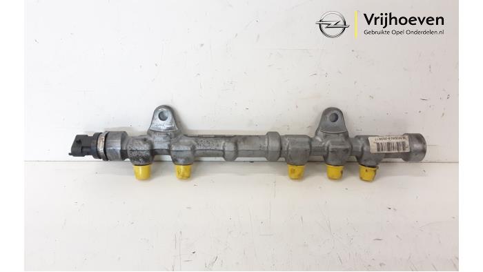 Gebruikte Common rail (Injectie) Opel Corsa E 1.3 CDTi 16V ecoFLEX Prijs € 25,00 Margeregeling aangeboden door Autodemontage Vrijhoeven B.V.