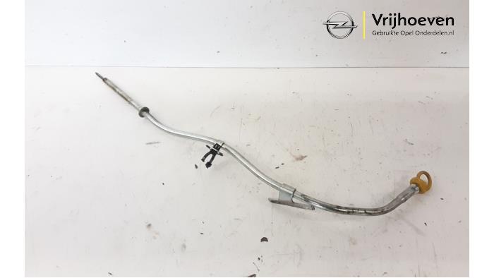 Gebruikte Peilstok Olie Opel Corsa E 1.3 CDTi 16V ecoFLEX Prijs € 15,00 Margeregeling aangeboden door Autodemontage Vrijhoeven B.V.