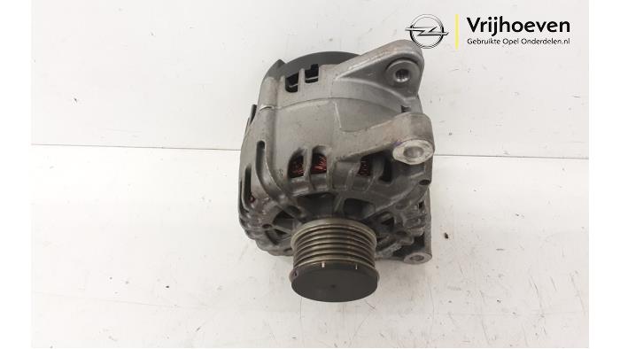 Gebruikte Dynamo Opel Corsa F (UB/UH/UP) 1.2 12V 75 Prijs € 50,00 Margeregeling aangeboden door Autodemontage Vrijhoeven B.V.