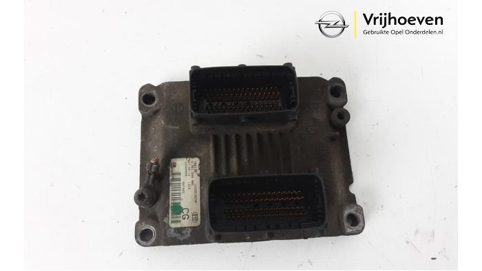 Gebruikte Computer Motormanagement Opel Corsa D 1.6i OPC 16V Turbo Prijs € 200,00 Margeregeling aangeboden door Autodemontage Vrijhoeven B.V.
