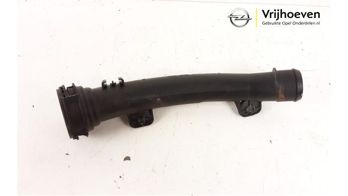 Gebruikte Intercooler Buis Opel Grandland (X) 1.2 Turbo 12V Prijs € 15,00 Margeregeling aangeboden door Autodemontage Vrijhoeven B.V.