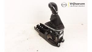 Gebruikte Versnellingspook Opel Astra K 1.4 Turbo 16V Prijs € 50,00 Margeregeling aangeboden door Autodemontage Vrijhoeven B.V.