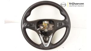 Gebruikte Stuurwiel Opel Astra K Sports Tourer 1.2 Turbo 12V Prijs € 100,00 Margeregeling aangeboden door Autodemontage Vrijhoeven B.V.