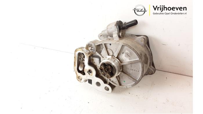 Vacuumpomp (Benzine) van een Opel Corsa E 1.0 SIDI Turbo 12V 2015