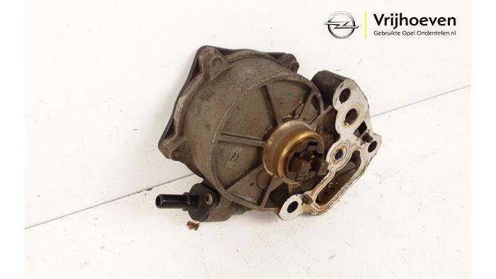 Vacuumpomp (Benzine) van een Opel Corsa E 1.0 SIDI Turbo 12V 2015