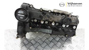 Gebruikte Kleppendeksel Opel Astra K 1.6 CDTI 110 16V Prijs € 40,00 Margeregeling aangeboden door Autodemontage Vrijhoeven B.V.