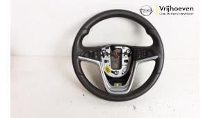 Gebruikte Stuurwiel Opel Mokka/Mokka X 1.4 Turbo 16V 4x4 Prijs € 100,00 Margeregeling aangeboden door Autodemontage Vrijhoeven B.V.