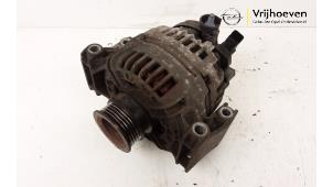 Gebruikte Dynamo Opel Zafira (M75) 2.2 16V Direct Ecotec Prijs € 25,00 Margeregeling aangeboden door Autodemontage Vrijhoeven B.V.