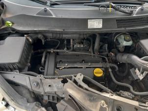 Gebruikte Motor Opel Corsa D 1.2 16V Prijs € 450,00 Margeregeling aangeboden door Autodemontage Vrijhoeven B.V.