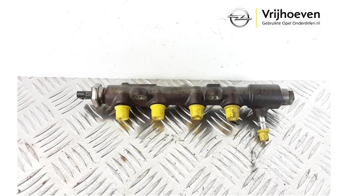 Gebruikte Injector brug Opel Crossland (X) 1.5 CDTI 100 Prijs € 35,00 Margeregeling aangeboden door Autodemontage Vrijhoeven B.V.