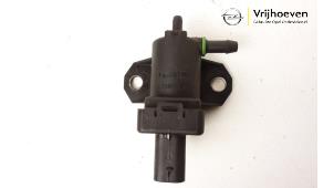 Gebruikte Vacuum ventiel Opel Crossland/Crossland X 1.5 CDTI 100 Prijs € 25,00 Margeregeling aangeboden door Autodemontage Vrijhoeven B.V.