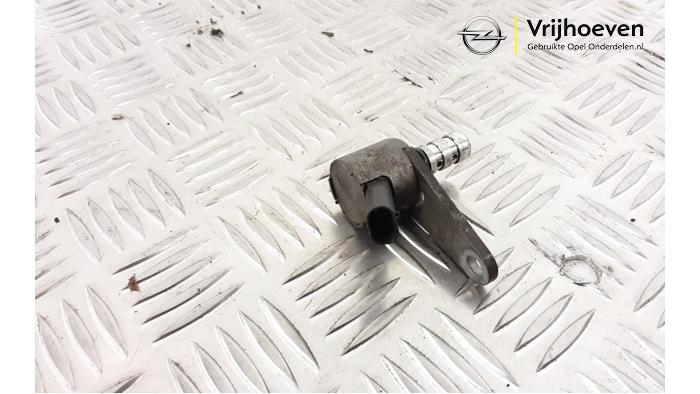Oliedruk sensor van een Opel Astra K 1.6 CDTI 110 16V 2016